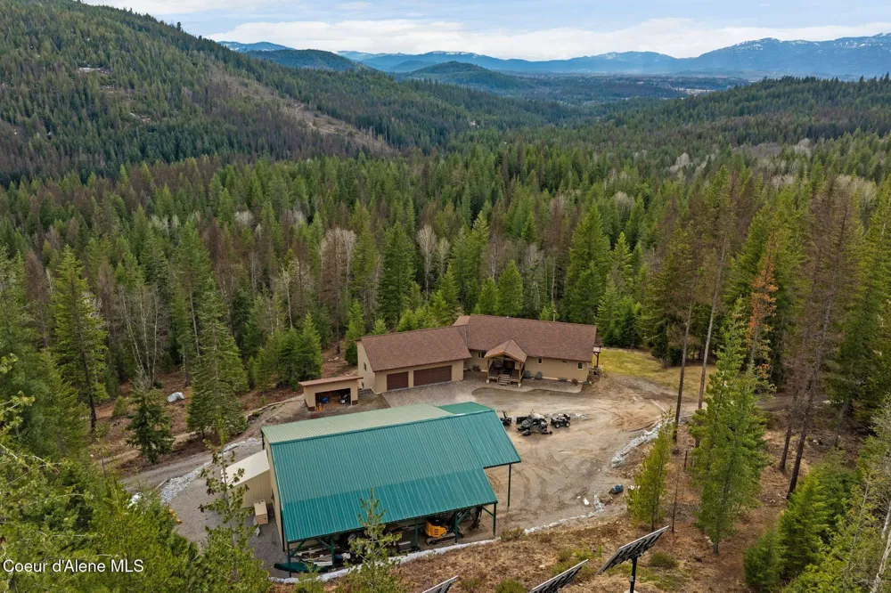 422 Lightning Peak Road Sandpoint, ID 83864
