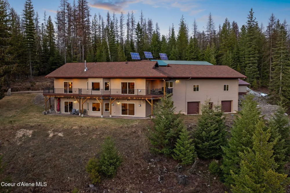 422 Lightning Peak Road Sandpoint, ID 83864