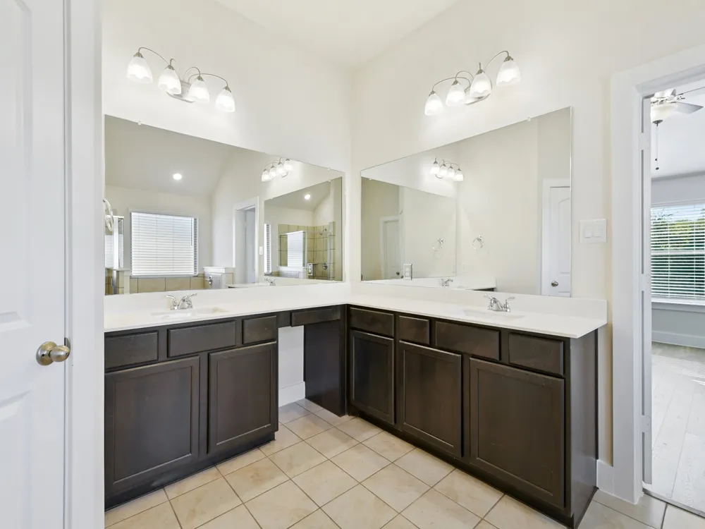 309 Horseshoe Bend Valley View, TX 76272
