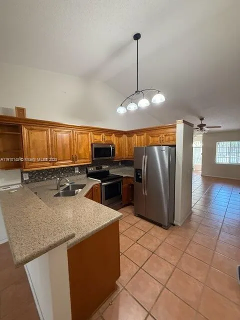 3171 Holiday Springs Blvd #32-5 Margate, FL 33063