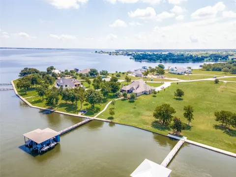 Sandy Cove Court