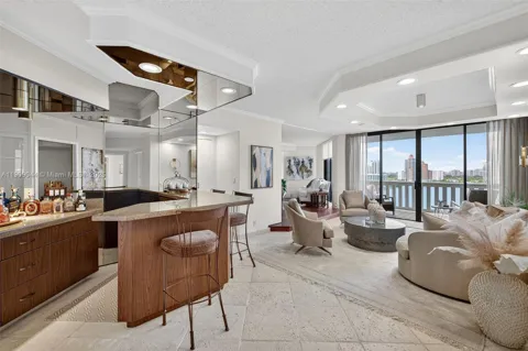 3000 Island Blvd #1904