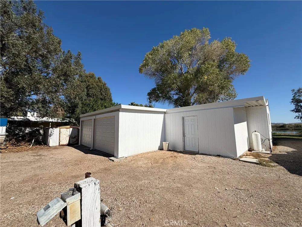 1300 Highway 95 #16 Blythe, CA 92225