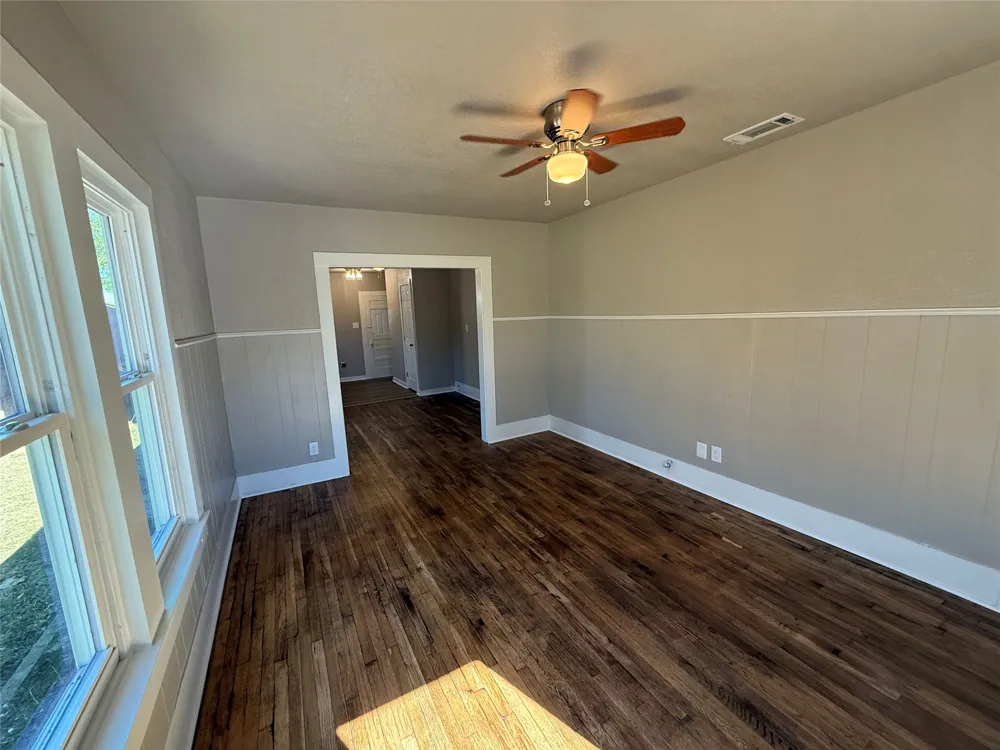 705 E 9th Street Coleman, TX 76834