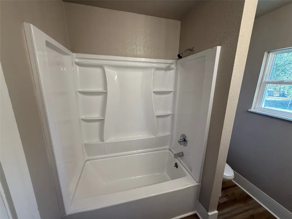 705 E 9th Street Coleman, TX 76834