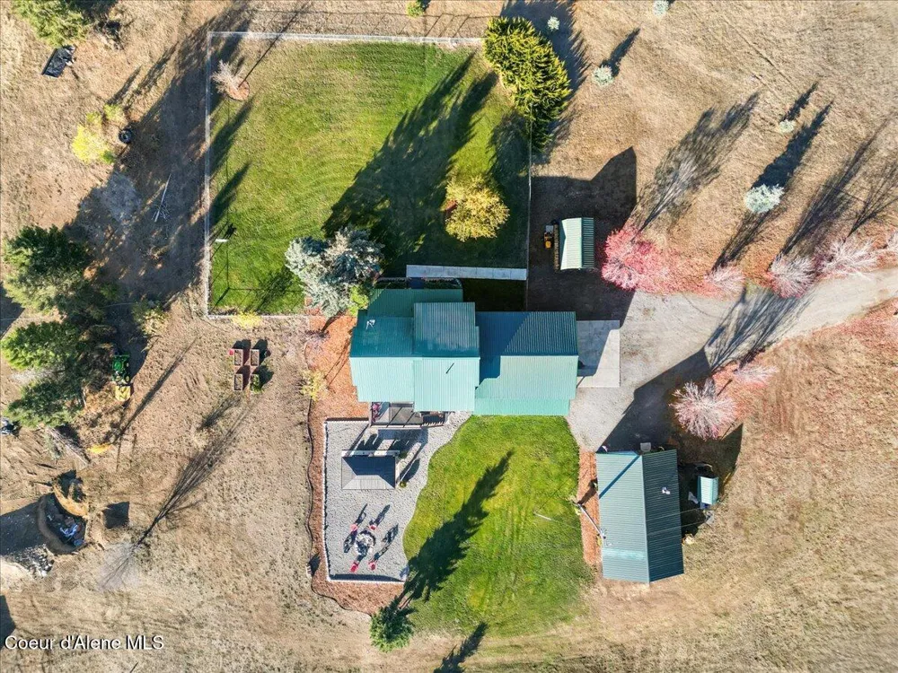 2128 E Shoshone Athol, ID 83801