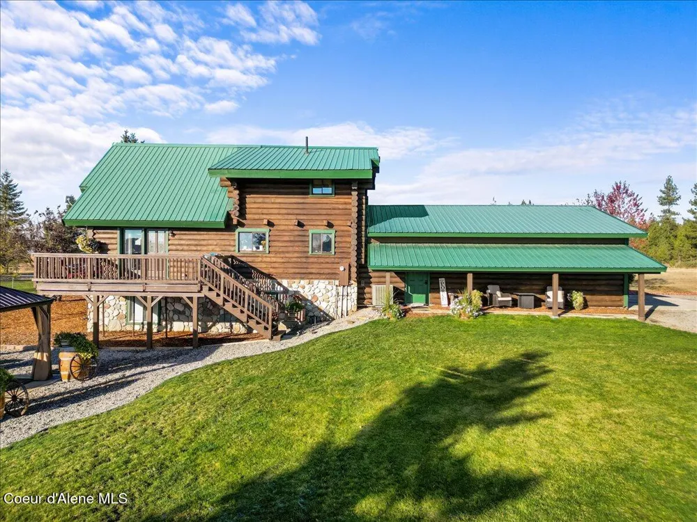 2128 E Shoshone Athol, ID 83801