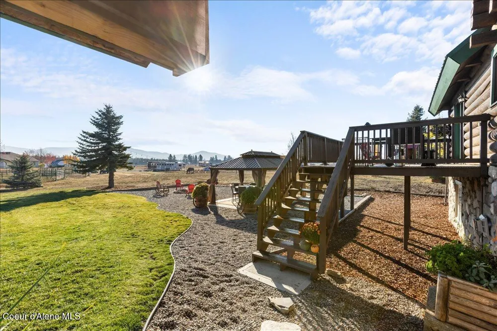 2128 E Shoshone Athol, ID 83801