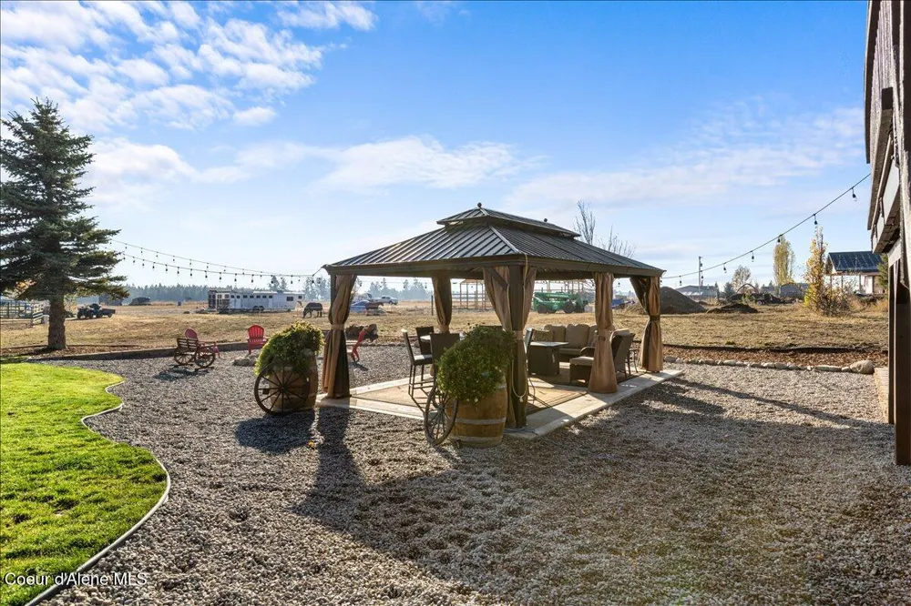 2128 E Shoshone Athol, ID 83801