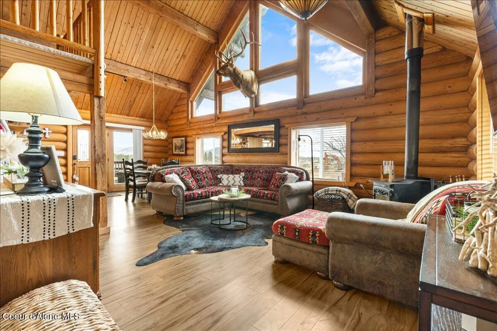 2128 E Shoshone Athol, ID 83801
