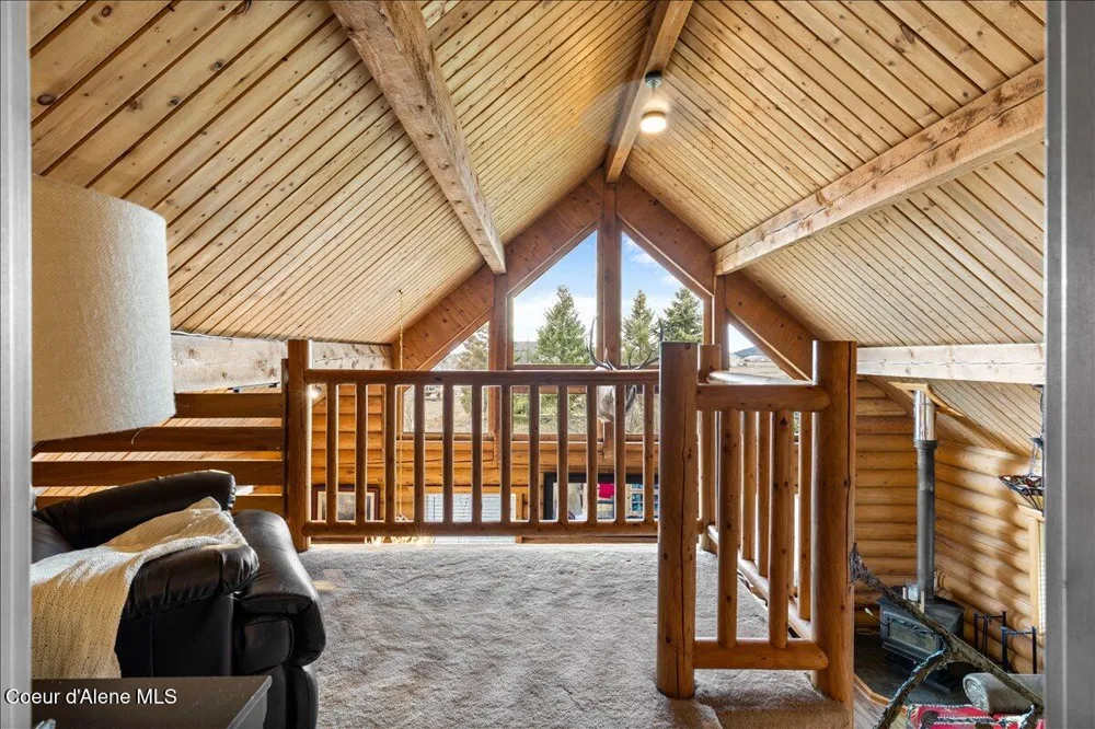 2128 E Shoshone Athol, ID 83801