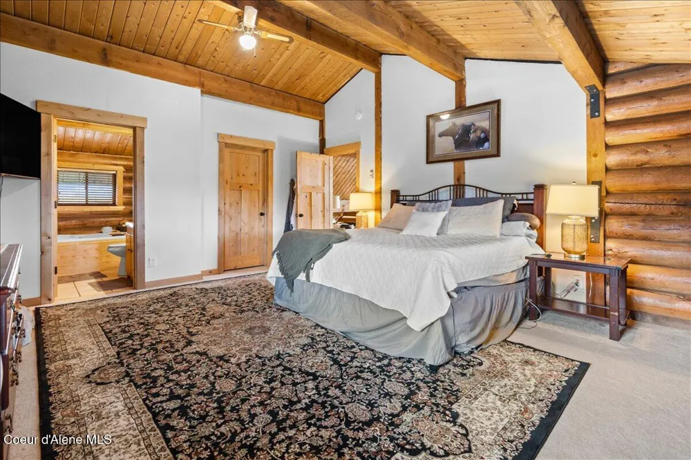 2128 E Shoshone Athol, ID 83801