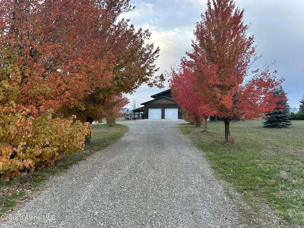 2128 E Shoshone Athol, ID 83801