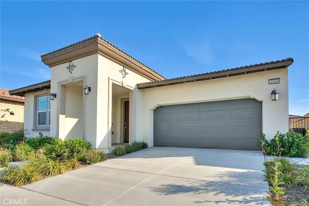 4068 E Amigos Privado Ontario, CA 91761