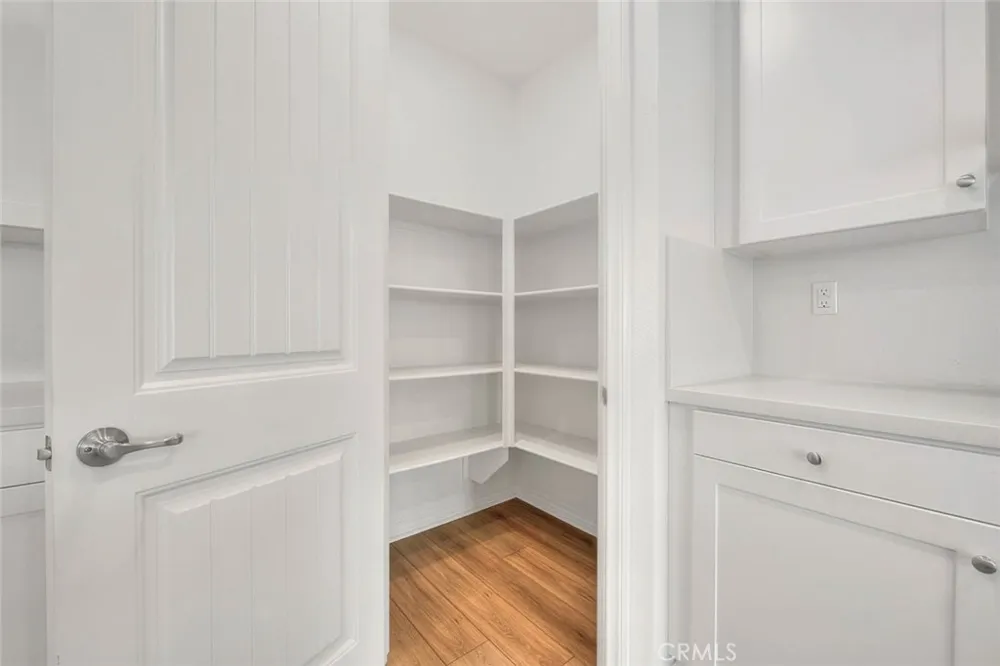 4068 E Amigos Privado Ontario, CA 91761
