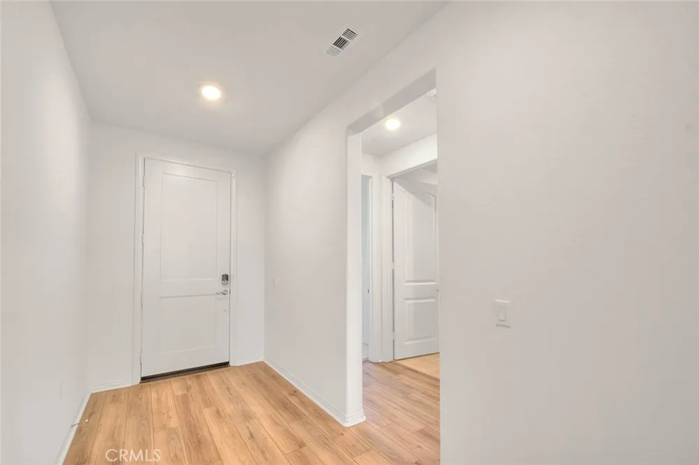 4068 E Amigos Privado Ontario, CA 91761