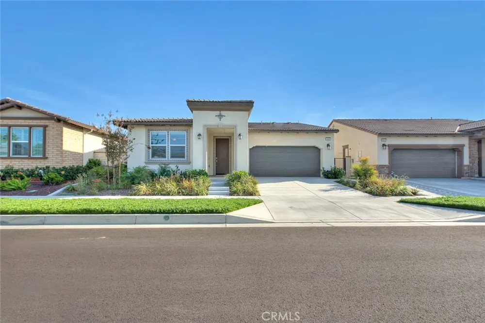 4068 E Amigos Privado Ontario, CA 91761