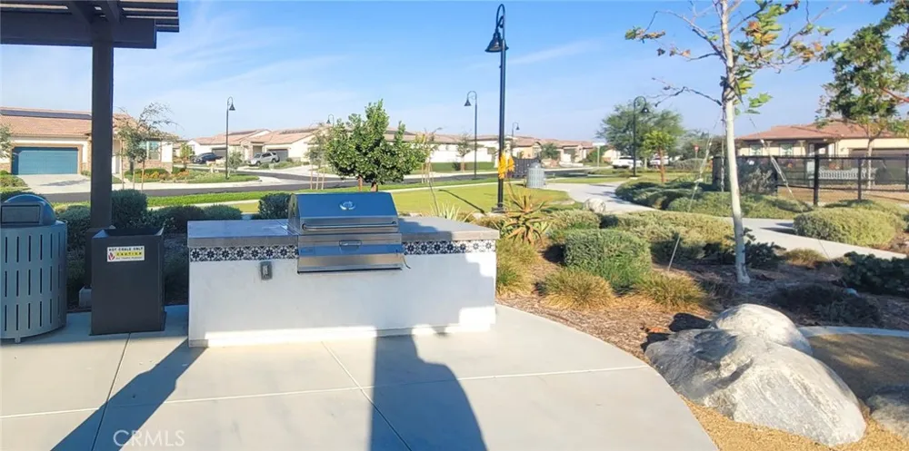 4068 E Amigos Privado Ontario, CA 91761