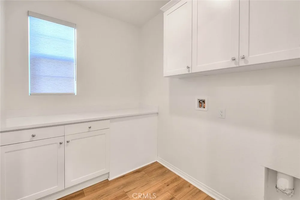 4068 E Amigos Privado Ontario, CA 91761