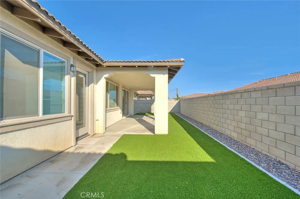 4068 E Amigos Privado Ontario, CA 91761