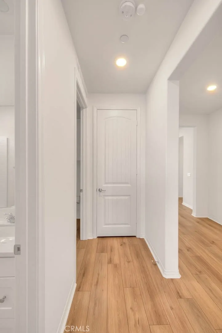 4068 E Amigos Privado Ontario, CA 91761