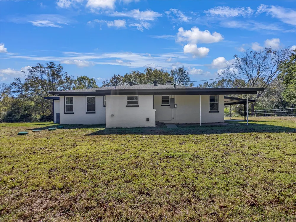 9086 FM 49 Gilmer, TX 75644