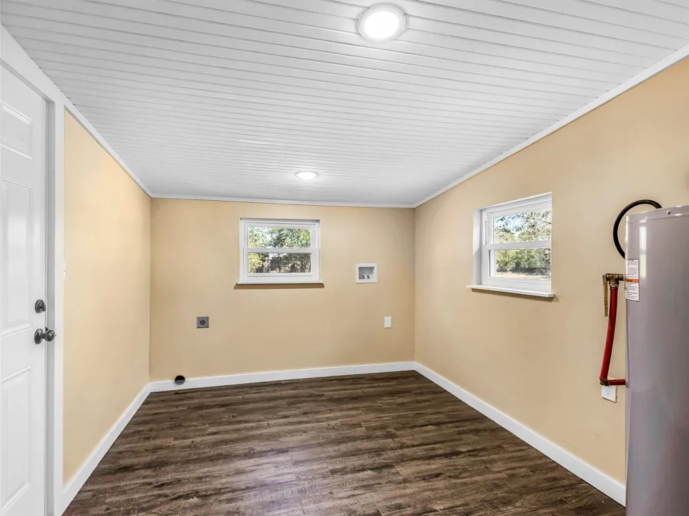9086 FM 49 Gilmer, TX 75644