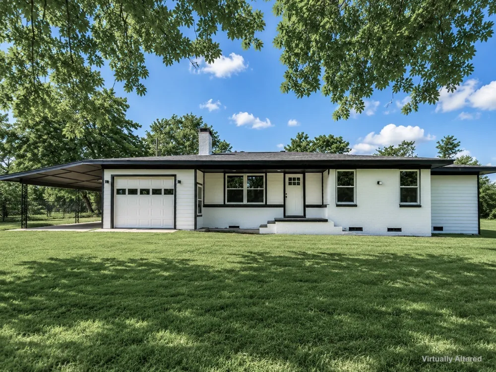 9086 FM 49 Gilmer, TX 75644
