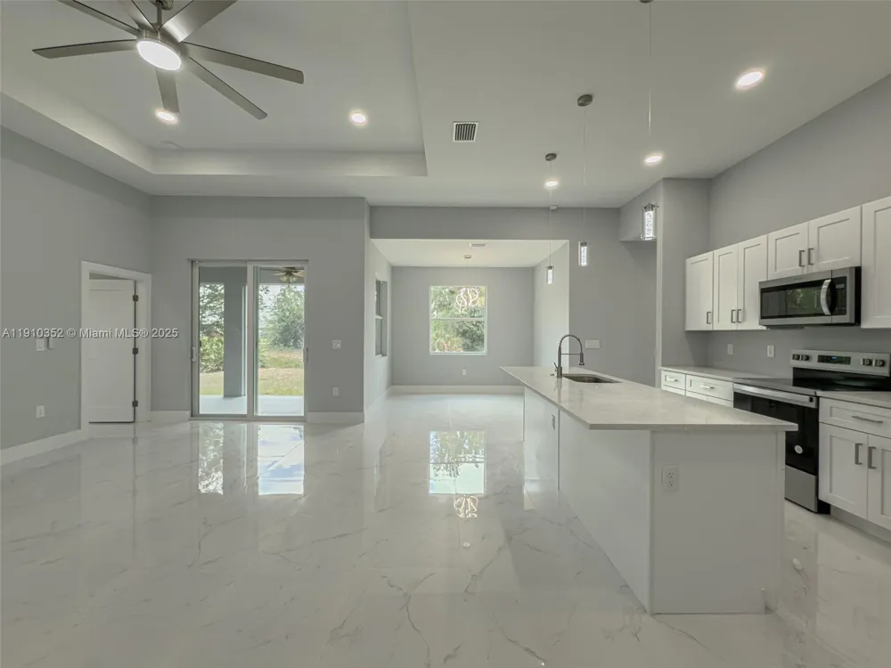 Address Not Shown Lehigh Acres, FL 33905