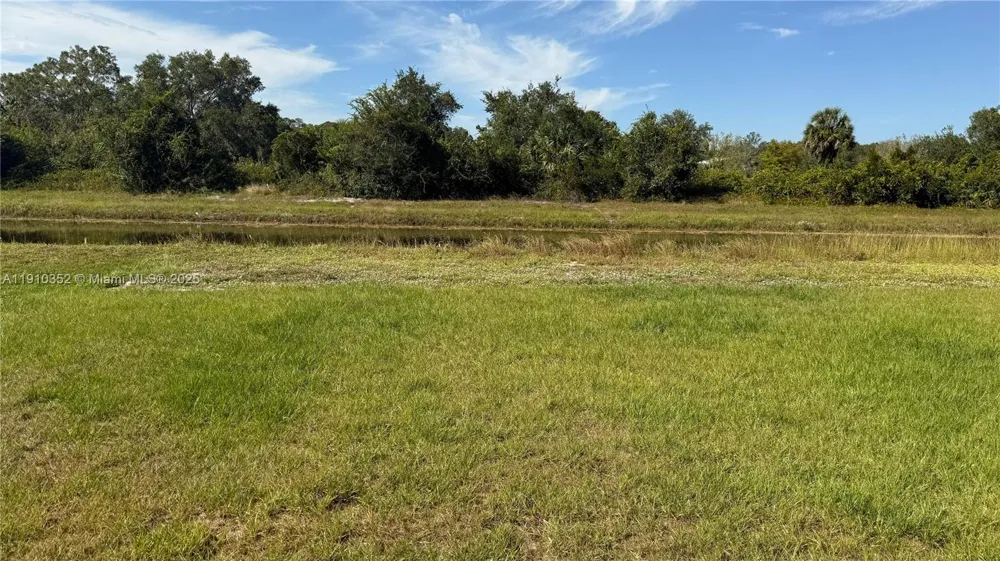 Address Not Shown Lehigh Acres, FL 33905