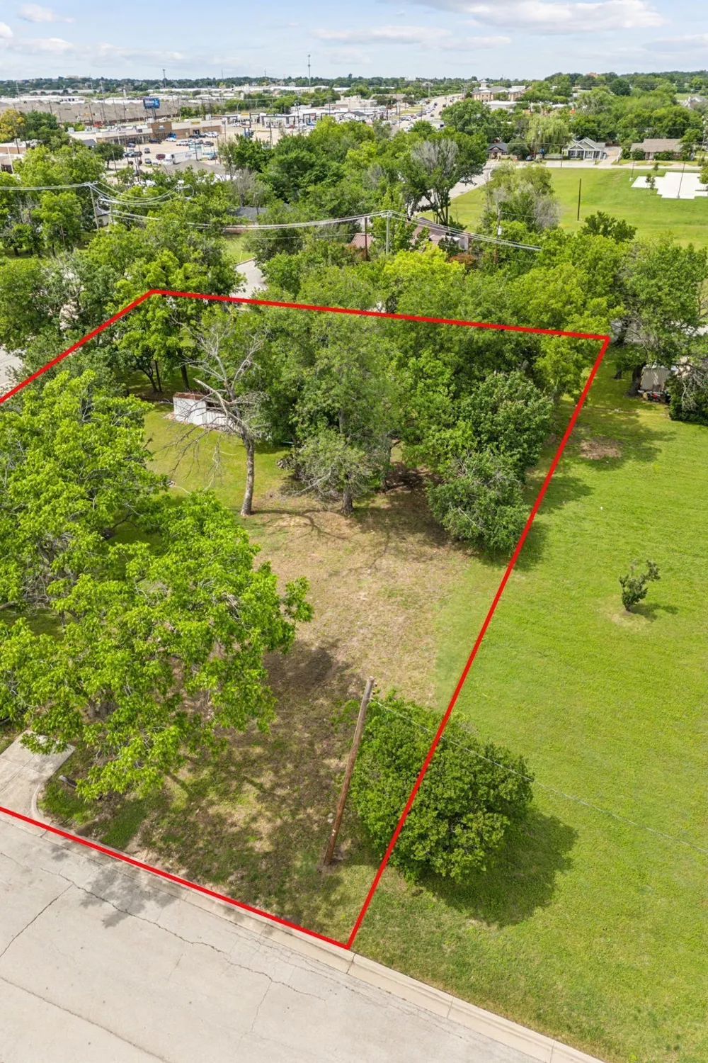 133 Minnie Keller, TX 76248