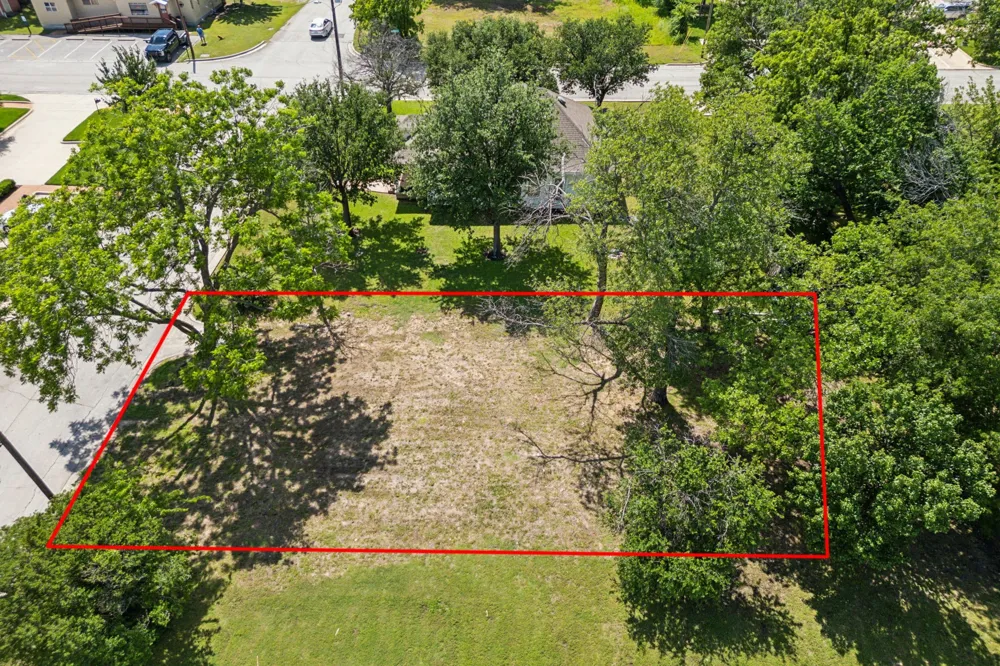 133 Minnie Keller, TX 76248