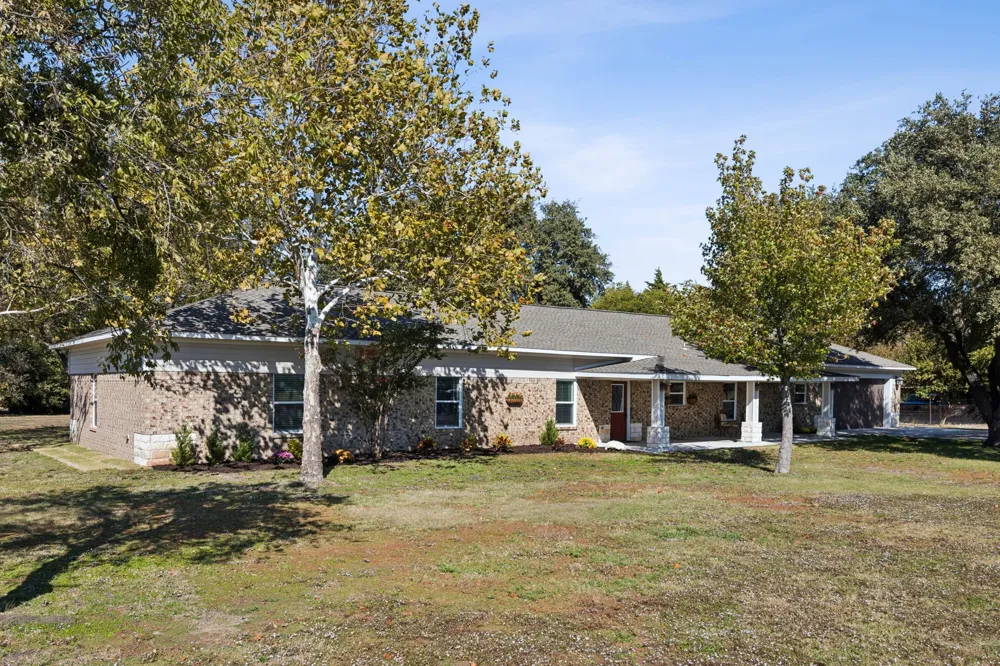 1403 Lakeview Drive St Paul, TX 75098