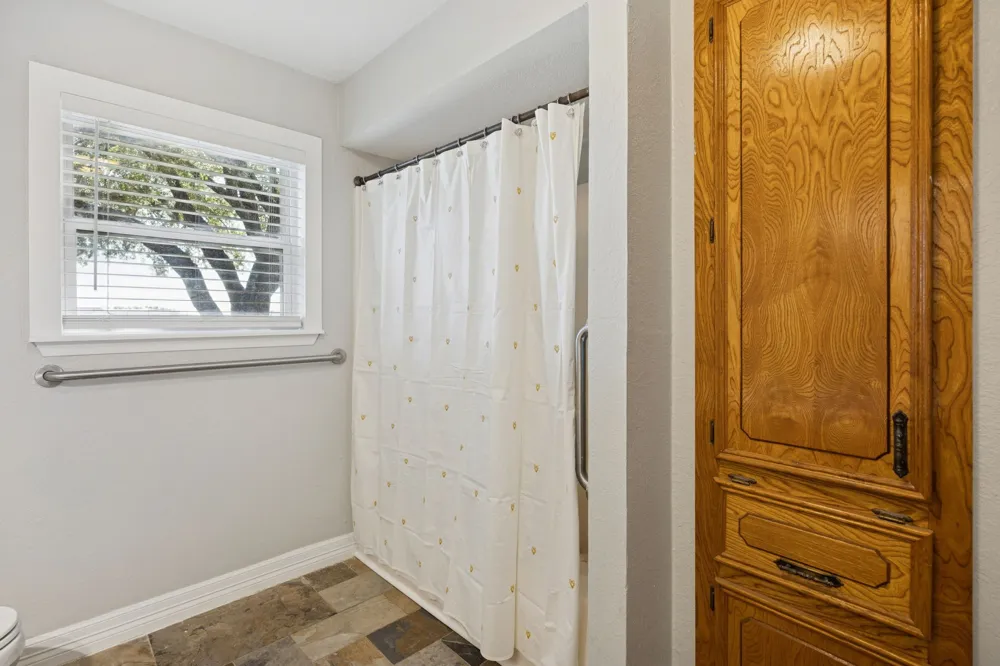 1403 Lakeview Drive St Paul, TX 75098
