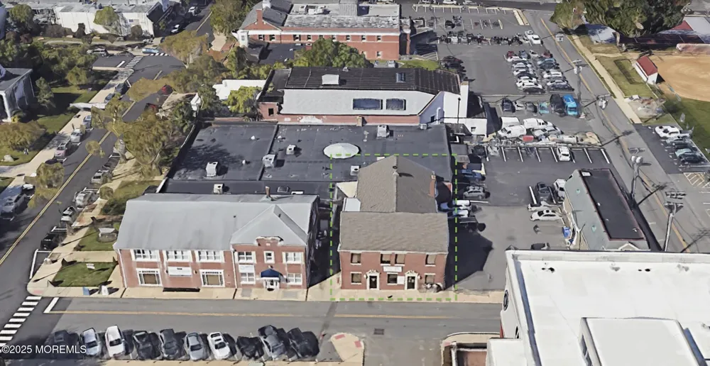 206 Court House Lane Toms River, NJ 08753