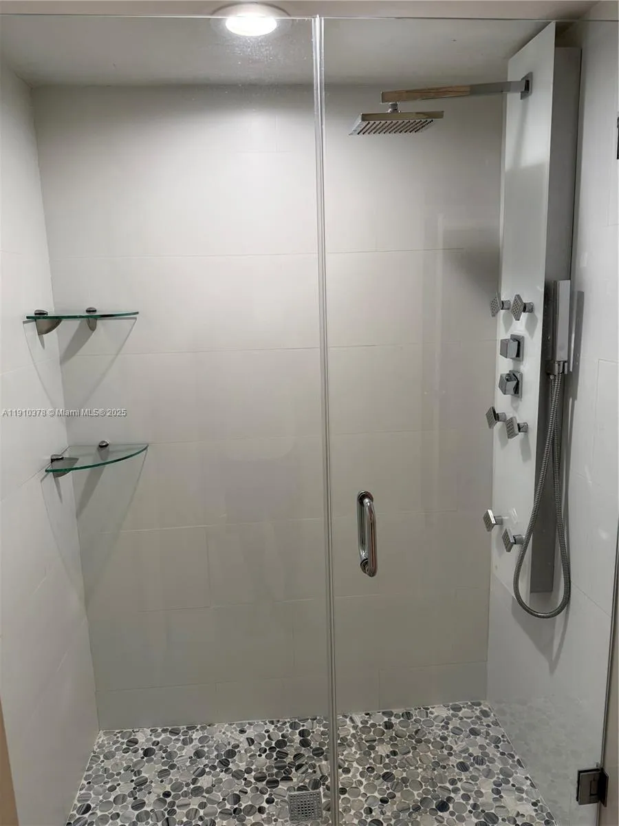 17150 Bay Rd #2102 Sunny Isles Beach, FL 33160