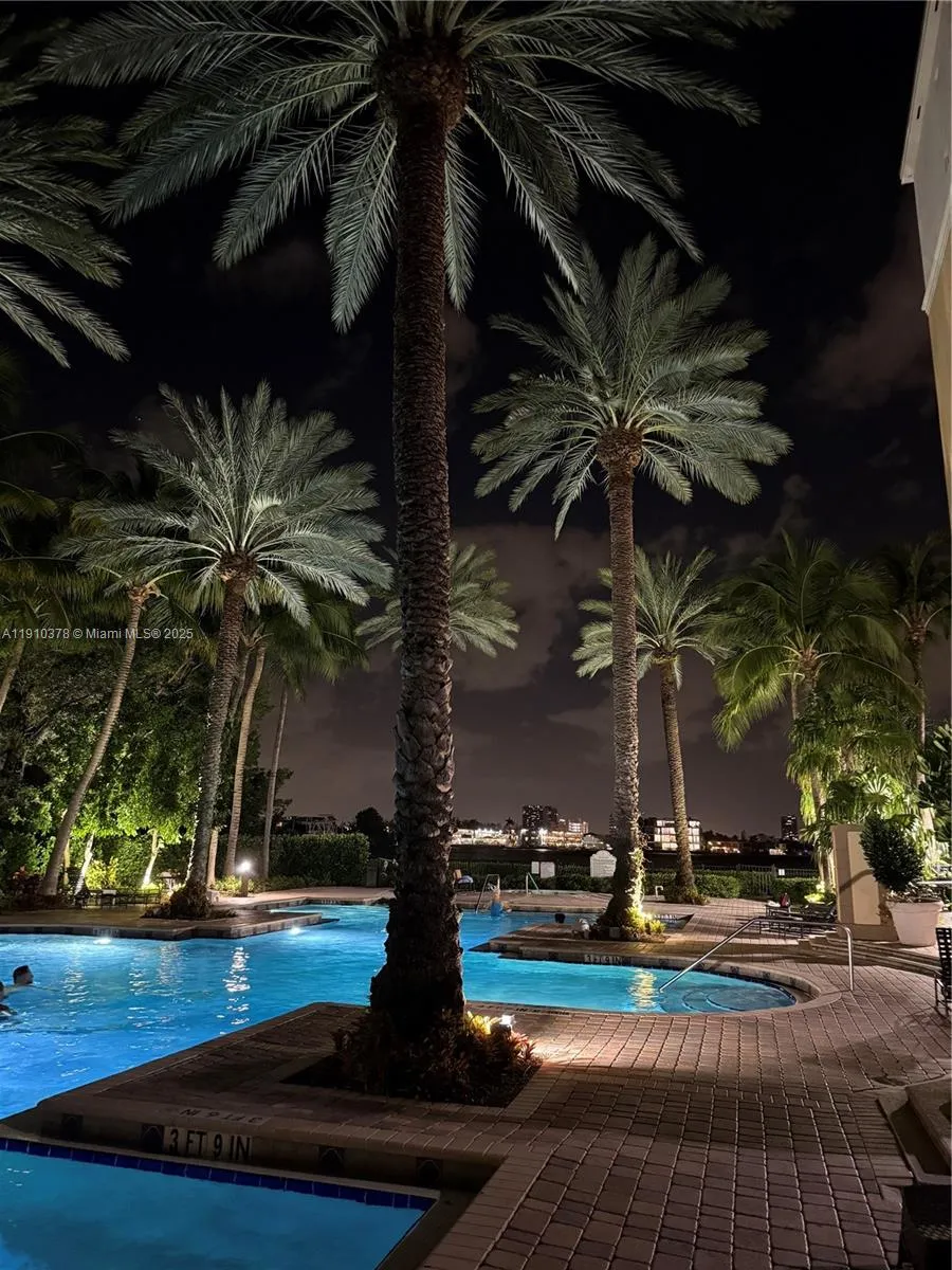 17150 Bay Rd #2102 Sunny Isles Beach, FL 33160