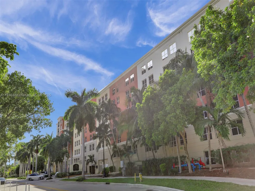 17150 Bay Rd #2102 Sunny Isles Beach, FL 33160
