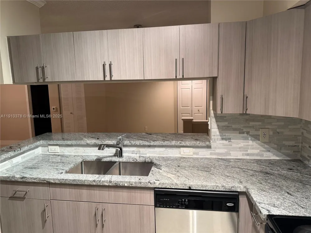 17150 Bay Rd #2102 Sunny Isles Beach, FL 33160