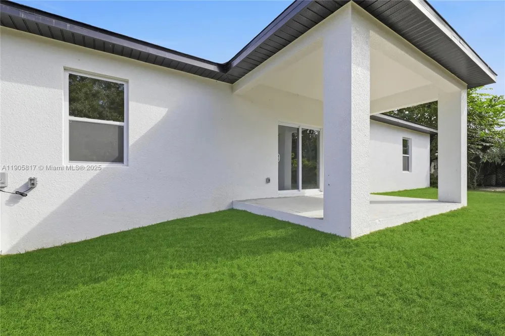 407 Harbor Blvd Port Charlotte, FL 33954