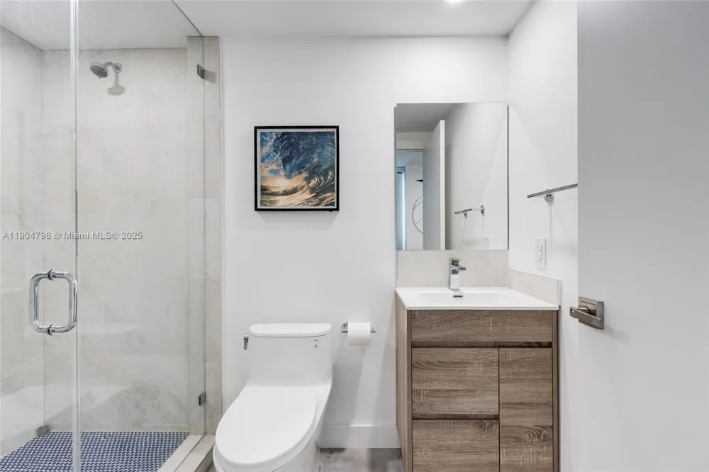3370 Hidden Bay Dr #303 Aventura, FL 33180