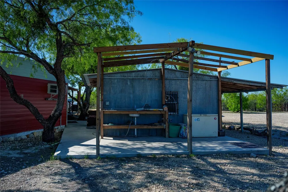 12355 Texas 131 Brackettville, TX 78832