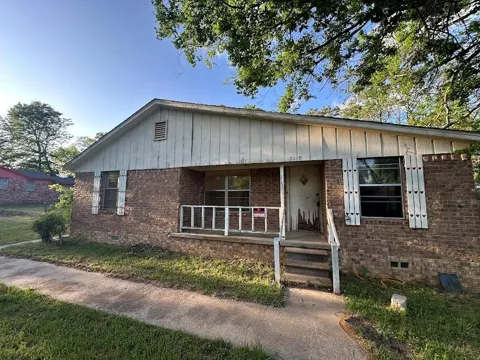 2319 Luther Street