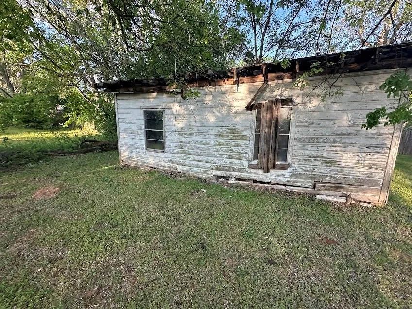 2319 Luther Street Tyler, TX 75701