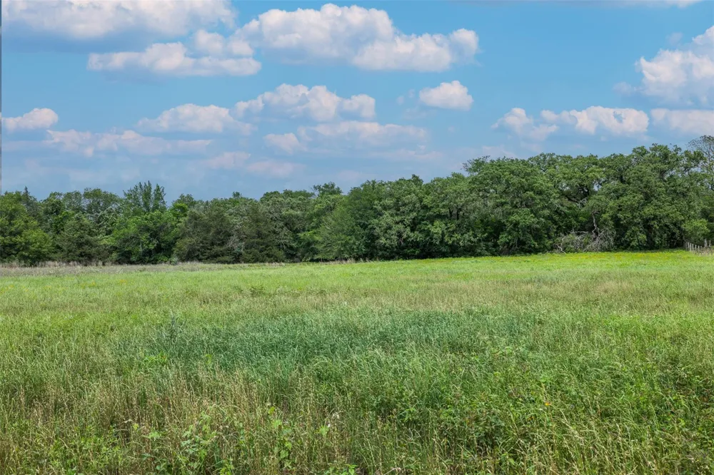 1572 St Hwy 36 N Caldwell, TX 77836