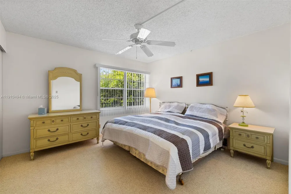 1087 Forest Lakes Drive #309 Naples, FL 34105