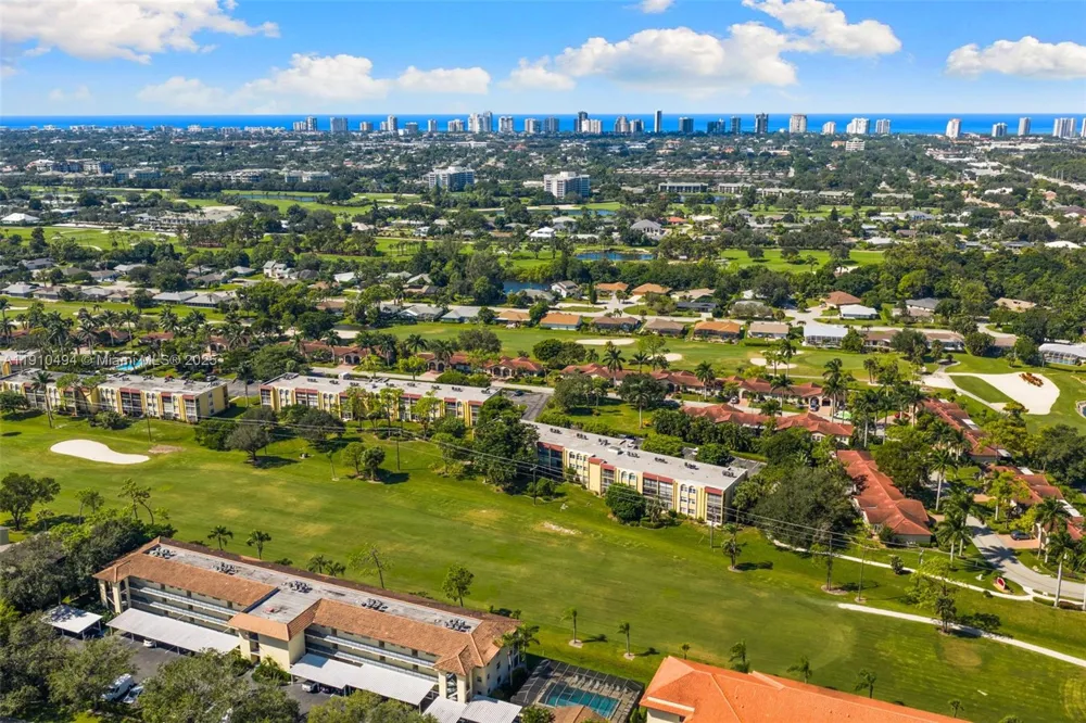 1087 Forest Lakes Drive #309 Naples, FL 34105