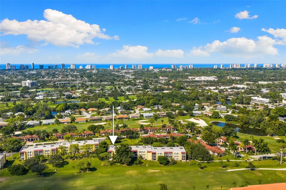 1087 Forest Lakes Drive #309 Naples, FL 34105