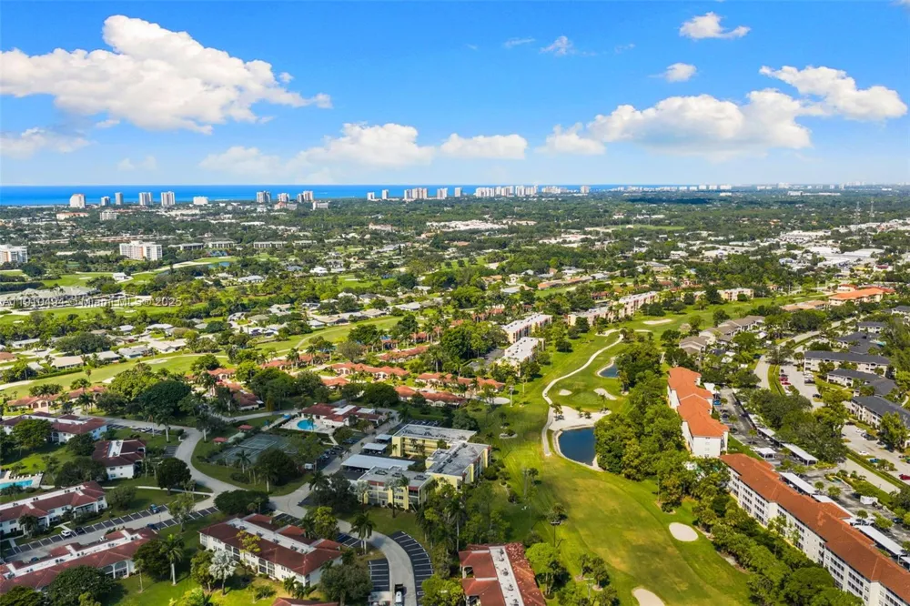 1087 Forest Lakes Drive #309 Naples, FL 34105