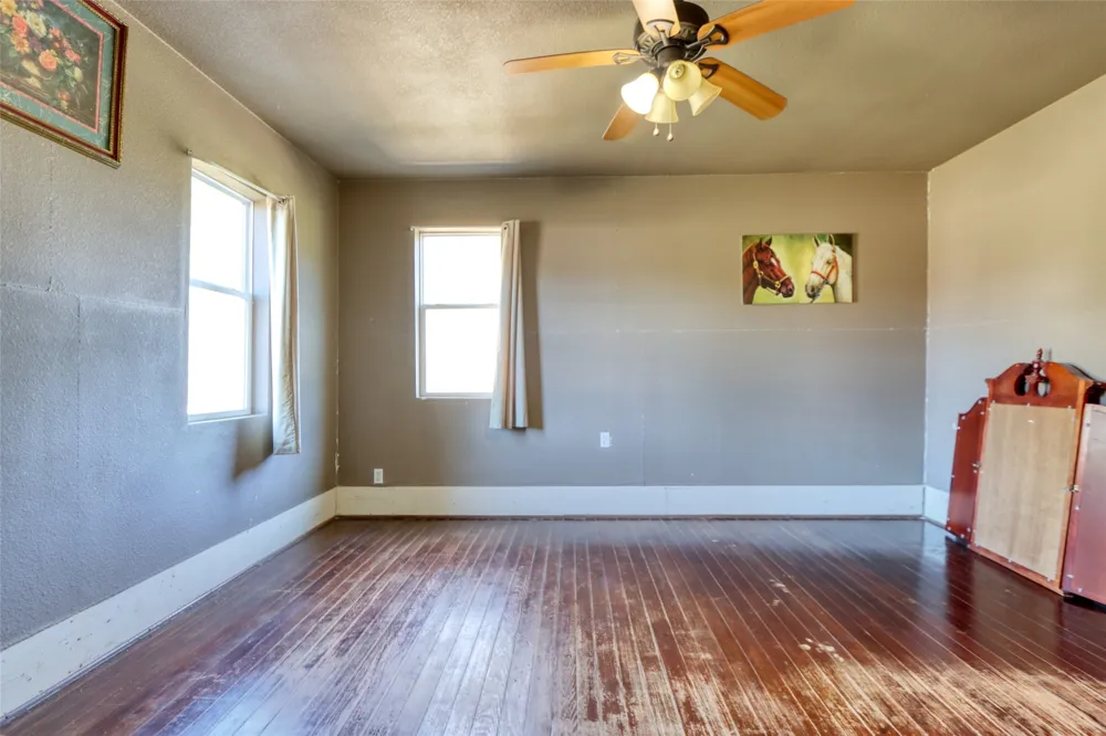 2620 State Highway 7 Chilton, TX 76632